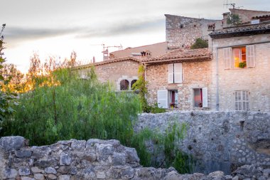 Saint Paul de Vence, Fransa 'da günbatımı