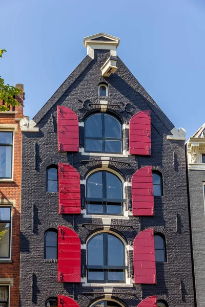 Typowy Holenderski Dom Amsterdam Holandia — Zdjęcie stockowe