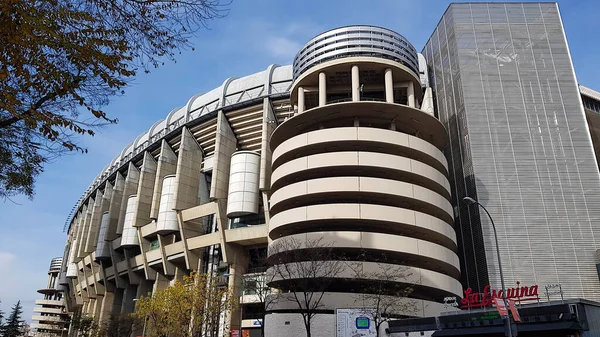 Madryt Hiszpania Grudnia 2018 Widok Stadion Santiago Bernabeu Strona Jest — Zdjęcie stockowe