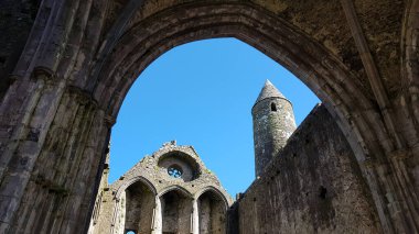 Cashel Kayası, İrlanda