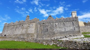 Cashel Kayası, İrlanda