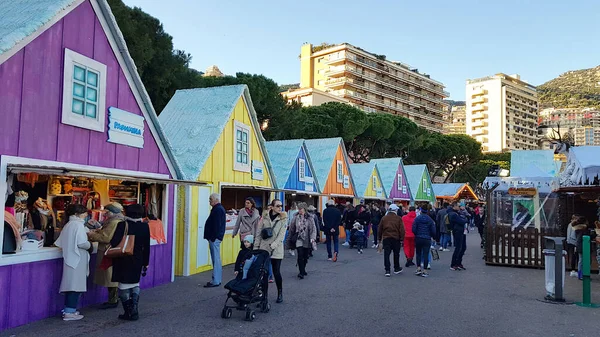 Monaco Monaco December 2019 Människor Som Går Julmarknaden Hamnen Hercules — Stockfoto