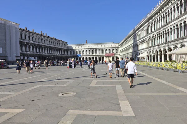 Venecia Italia Agosto 2016 Turistas Caminando Por Plaza San Marcos — Foto de Stock