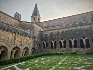 Thoronet 'teki Manastır, Güney Fransa