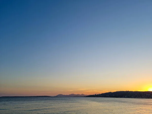 Zonsondergang Het Strand Juan Les Pins Zuid Frankrijk — Stockfoto