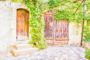 bitkiler ile Ortaçağ ev