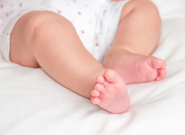 Baby legs — Stock Photo, Image