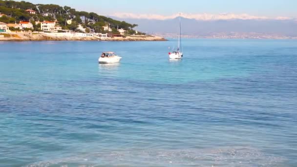 Praia em Antibes, sul da França — Vídeo de Stock
