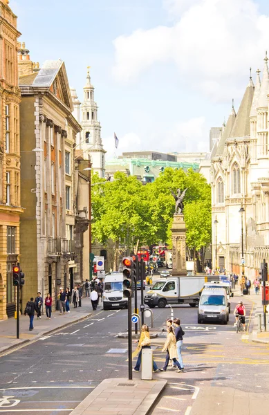 Mensen lopen in de Regent Street, Londen — Stockfoto