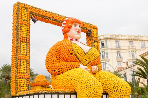 Kunst aus Zitronen und Orangen im berühmten Karneval von Menton, — Stockfoto