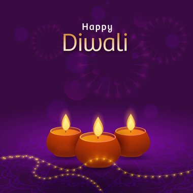 Mutlu Diwali Kutlama Posteri Lambaları (Diya) ve Mor Havai fişek Arkaplanı Üzerine Aydınlatma Çelengi Tasarımı.