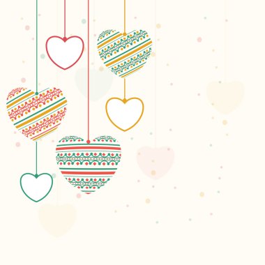 Kalpler Sevgililer günü kutlaması için asılı.