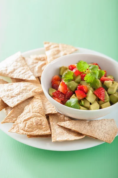 avocado strawberry salsa with tortilla chips
