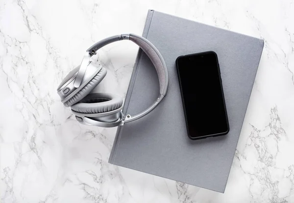 Audiobook Concept Modern Wireless Headphones Smartphone Book — Stock Photo, Image