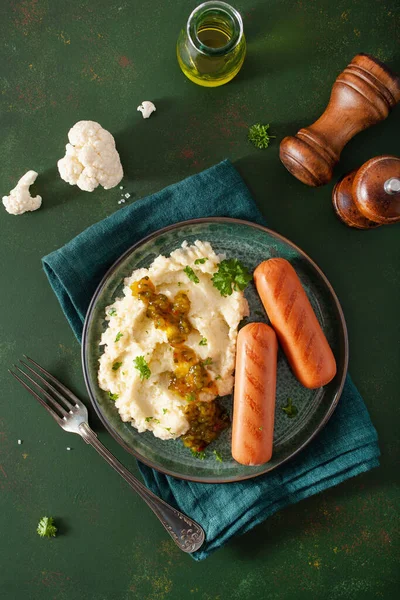 Gepureerde Bloemkool Gegrilde Worsten Ketogeen Paleo Dieet Lunch — Stockfoto