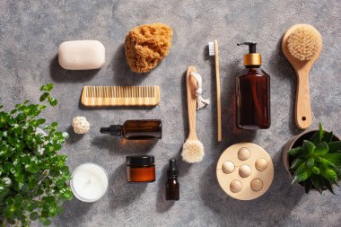sıfır atık çevre dostu hijyen tuvalet konsepti. ahşap diş fırçası sabun fırçası kozmetik