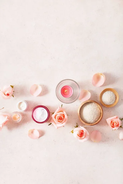 Productos Para Cuidado Piel Flores Rosas Cosméticos Naturales Para Tratamiento — Foto de Stock