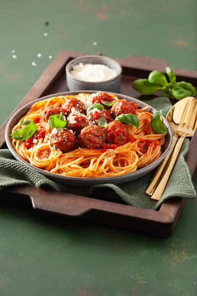 Spageti Dengan Bakso Dan Saus Tomat Pasta Italia — Stok Foto
