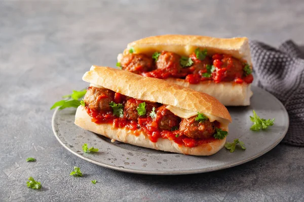 Panino Con Polpette Con Formaggio Salsa Pomodoro Marinara Fast Food — Foto Stock