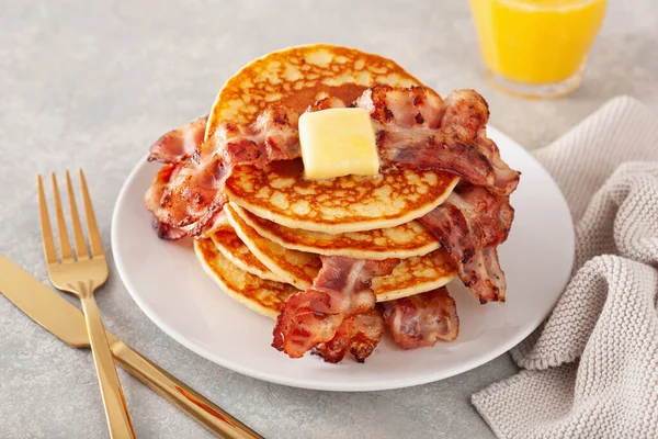 Clătite Dulci Slănină Unt Micul Dejun American Tradițional — Fotografie, imagine de stoc