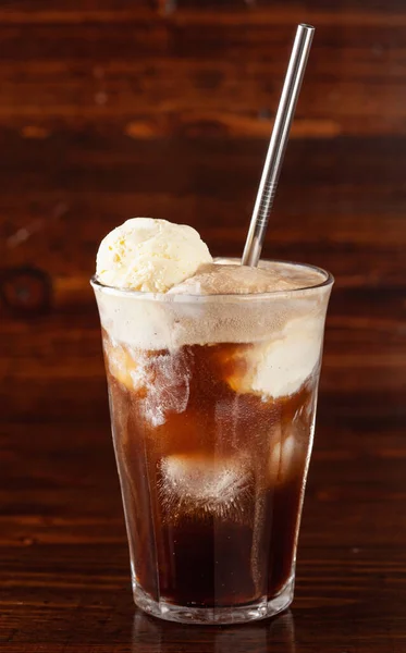 Amerikanisches Eis Mit Cola — Stockfoto