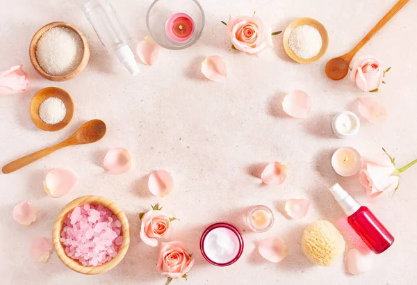 Productos Para Cuidado Piel Flores Rosas Cosméticos Naturales Para Tratamiento — Foto de Stock