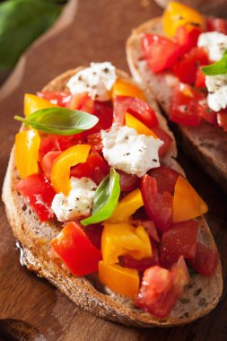 domates sarımsak yağı İtalyan bruschetta