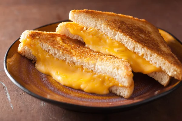 Homemade grilled cheese sandwich for breakfast — Stock Photo, Image