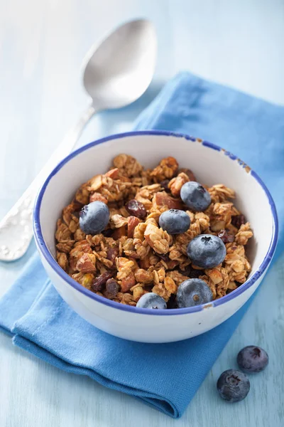 Tálba reggelire házi egészséges granola — Stock Fotó