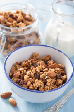 kase kahvaltı için sağlıklı ev yapımı granola