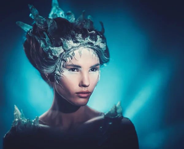 Téli szépségápolási fantasy nő portré — Stock Fotó
