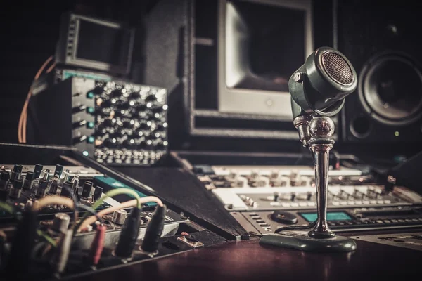 Boutique recording studio control desk. — Stock Photo, Image