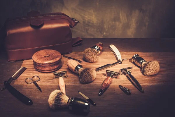 Gentleman's accessoires op een luxe-bord — Stockfoto