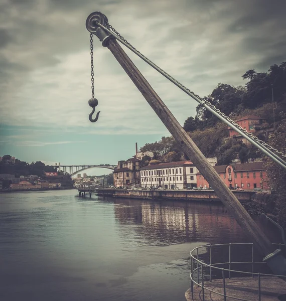 Oude verlaten douane port over de Douro-rivier — Stockfoto