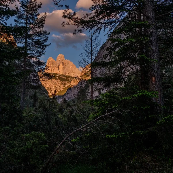 Belle vue sur Tre Cime di Lavaredo, Italie . — Photo