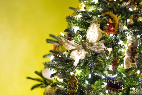 Decorated Christmas tree — Stock Photo, Image