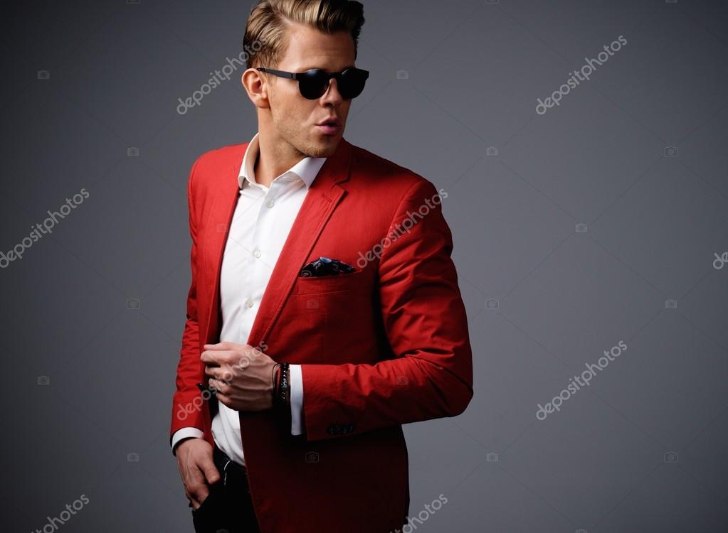 Alla Uomo In Giacca Rossa Moda dw8g7wqrn