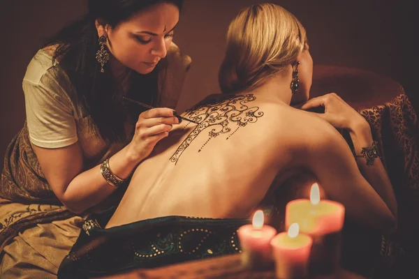 Rajz folyamat henna mehndi dísz — Stock Fotó