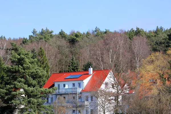 House in the forest among the trees — Stock Photo, Image