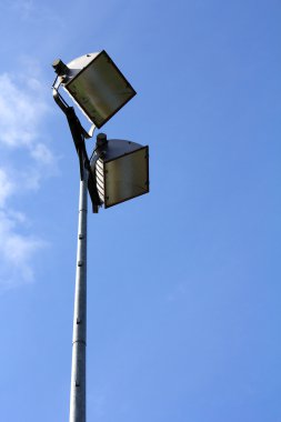 Sahne ışıkları ile mast