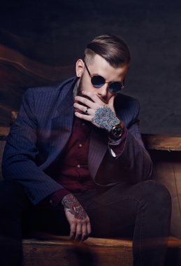 Toughtful erkek güneş gözlüğü 