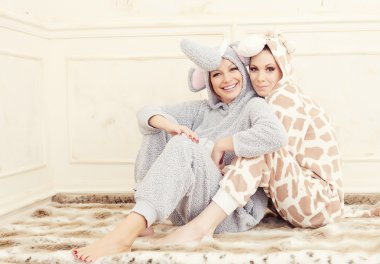 Pijama oynak kadın