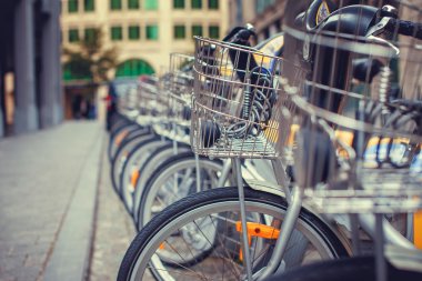 Şehirde Park Bisiklet.