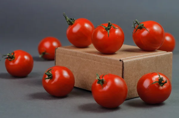Gruppe roter Tomaten. — Stockfoto