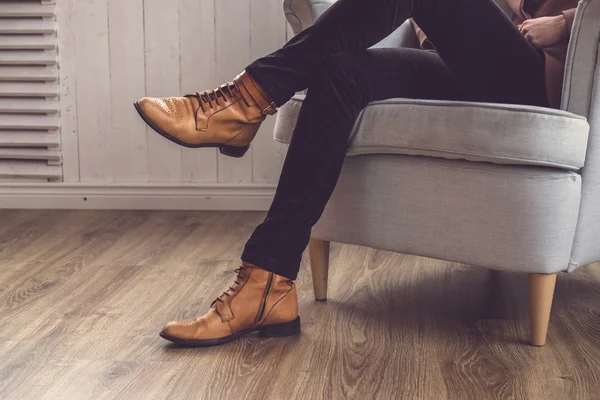 Man's classic brown shoes. — Stock Photo, Image