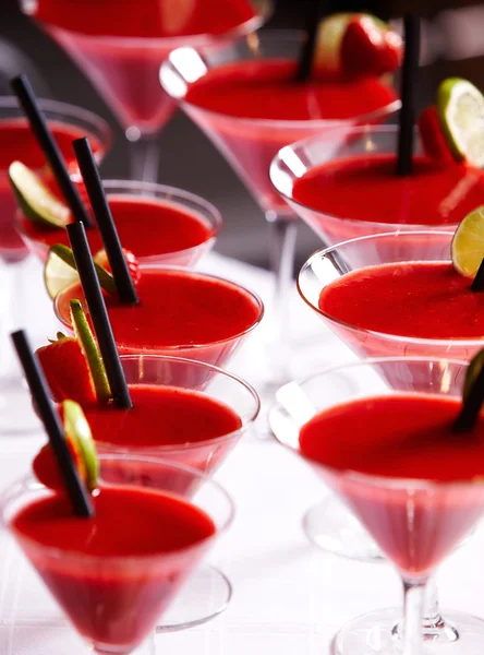 Martini glases drinks. — Stock Photo, Image