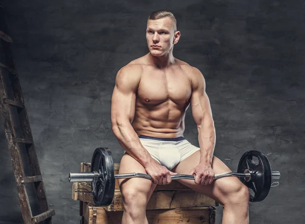 Abdominal hombre en un blanco bragas — Foto de Stock