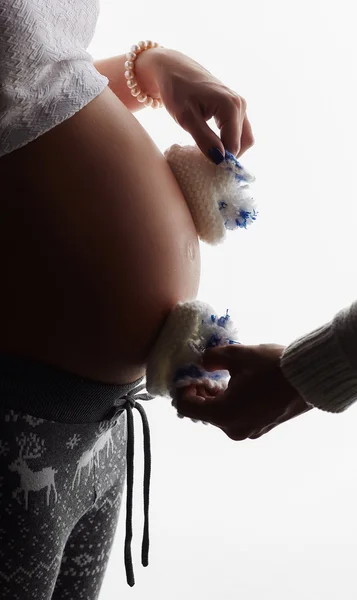 Желудок беременной женщины — стоковое фото