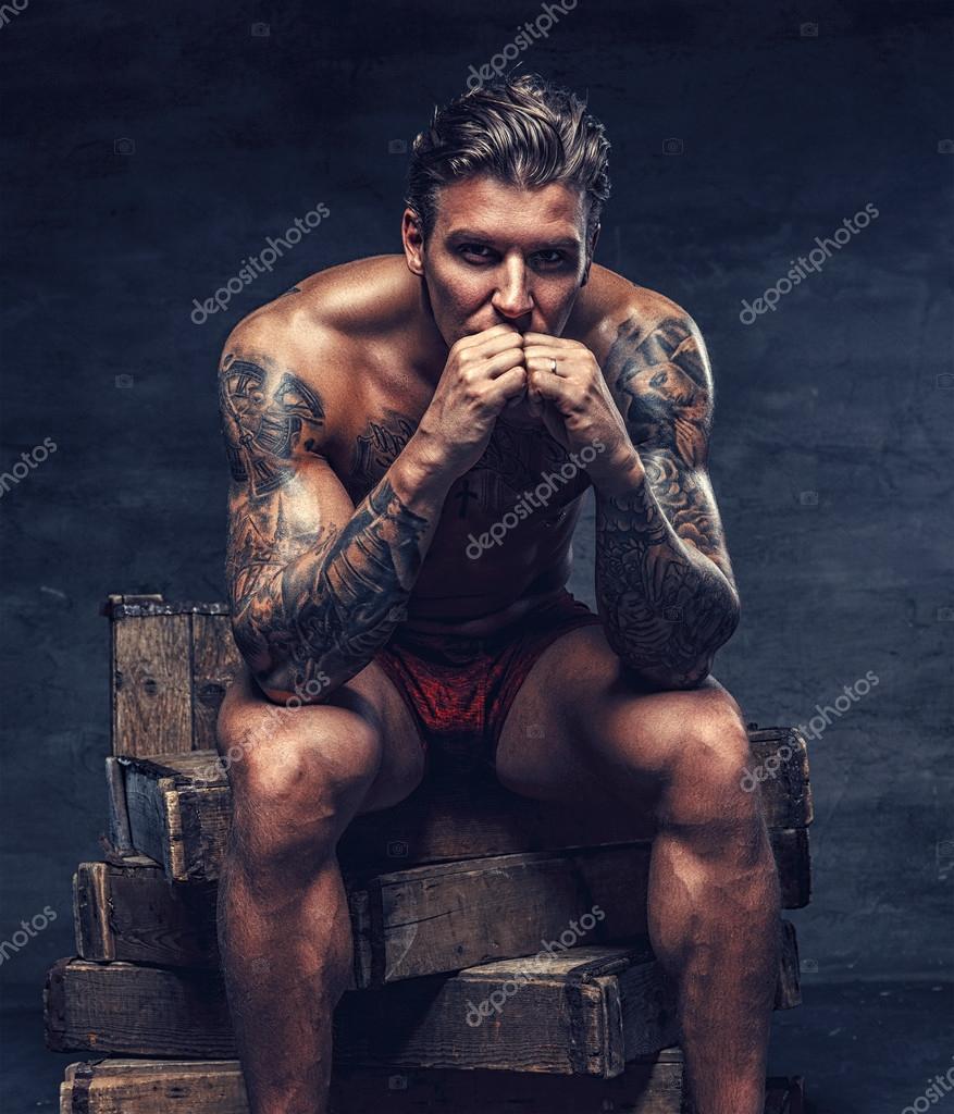 Nakna tatuering flickor Nakna tatuering flickor rather