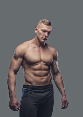 gömleksiz fitness erkek.